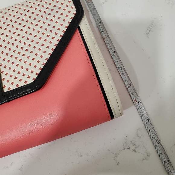 NWOT - Pink and cream clutch/shoulder bag - Picture 9 of 11